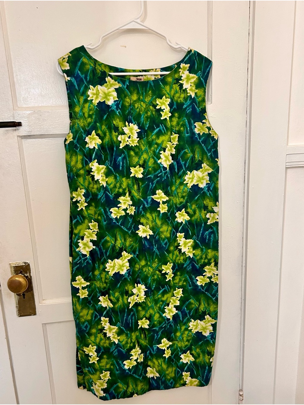 Sleeveless Green Floral Midi Dress